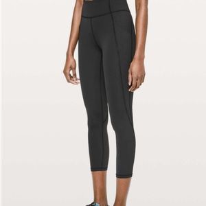 Lululemon Time to Sweat Crop 23”
